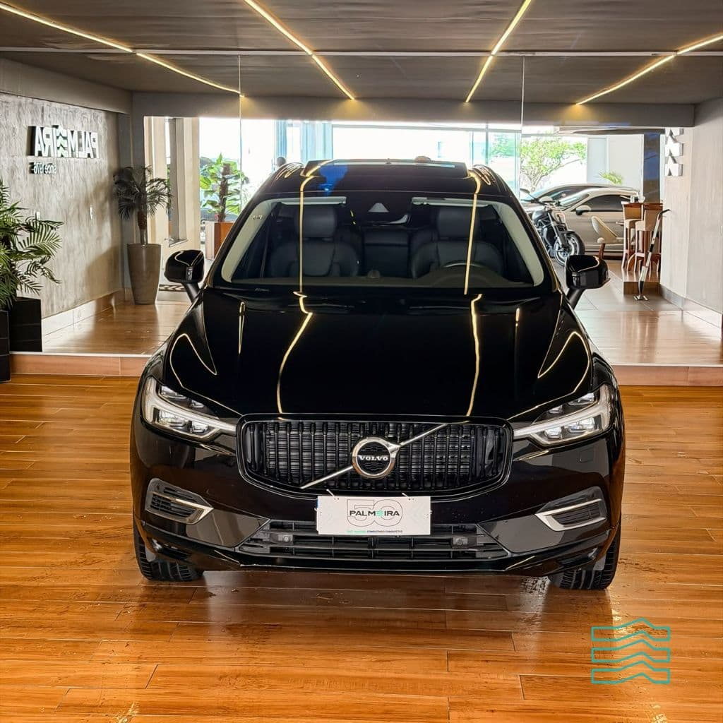 Volvo XC 60 T-8 MOMENTUM 2.0 (Híbrido)