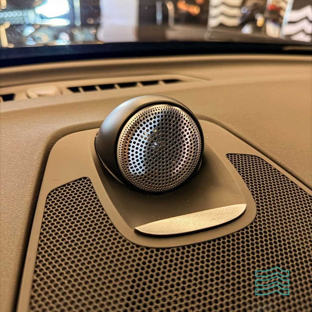 Volvo XC 60 T-8 MOMENTUM 2.0 (Híbrido)