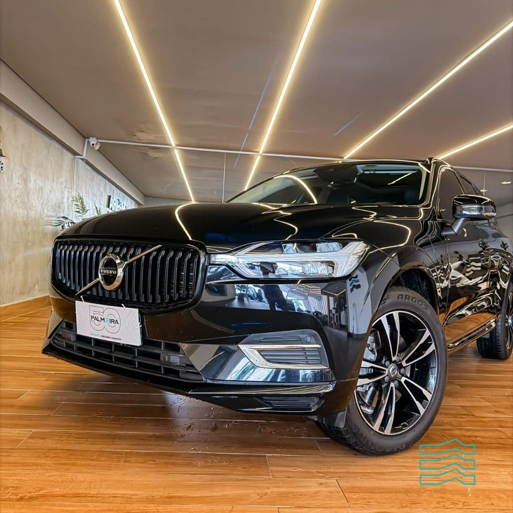 Volvo XC 60 T-8 MOMENTUM 2.0 (Híbrido)