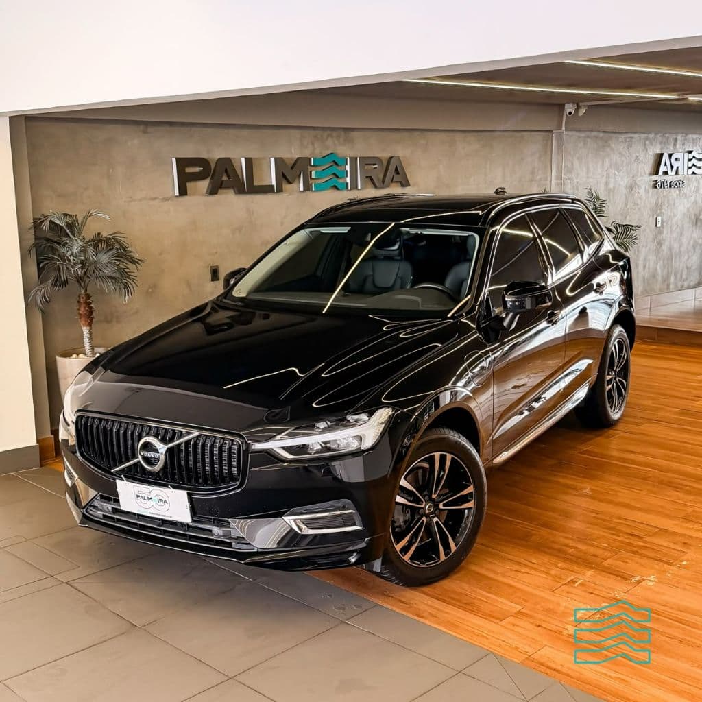 Volvo XC 60 T-8 MOMENTUM 2.0 (Híbrido)