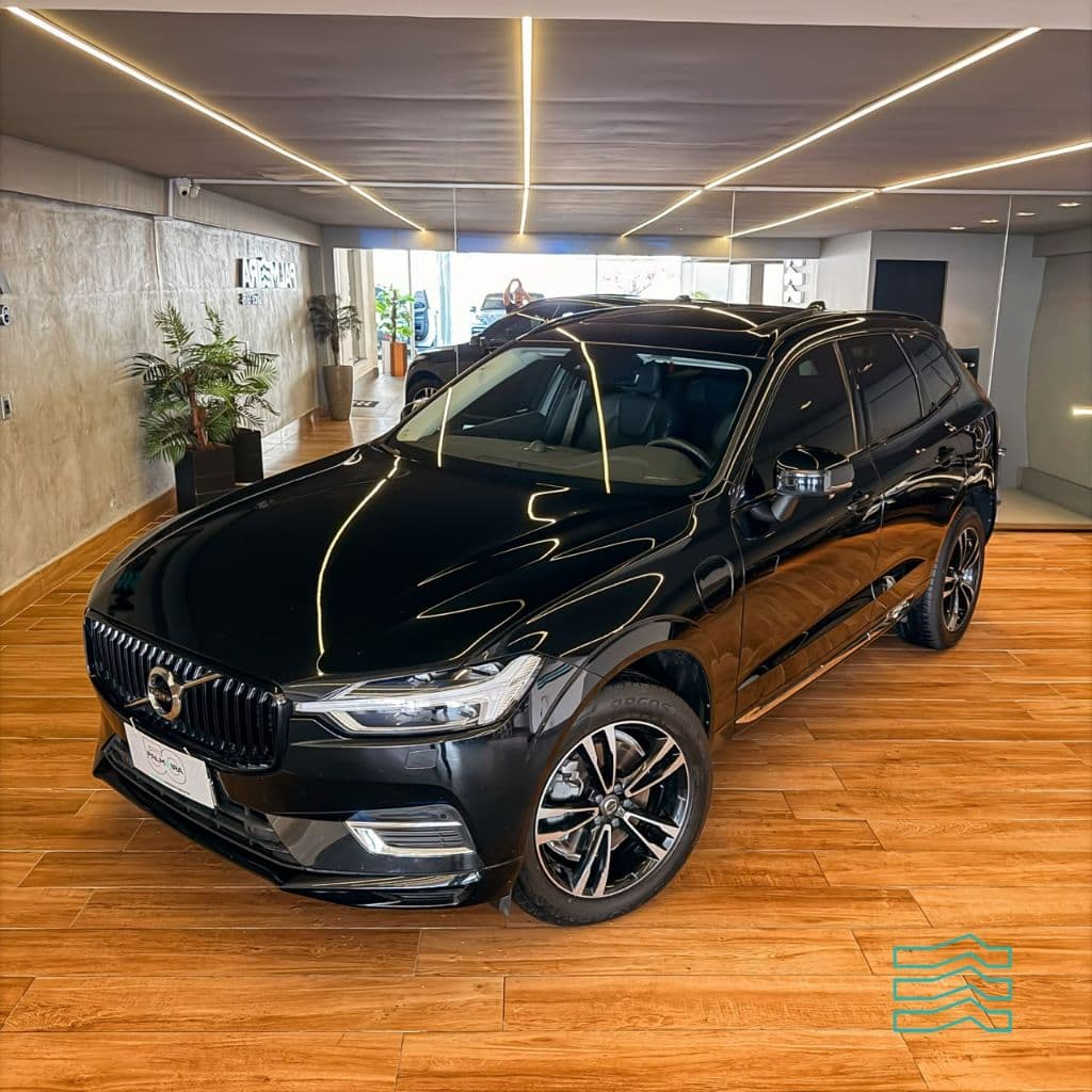 Volvo XC 60 T-8 MOMENTUM 2.0 (Híbrido)