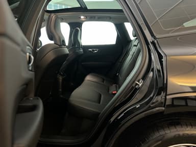 Volvo XC 60 T-8 MOMENTUM 2.0 (Híbrido)
