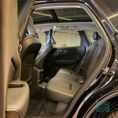 Volvo XC 60 T-8 MOMENTUM 2.0 (Híbrido)