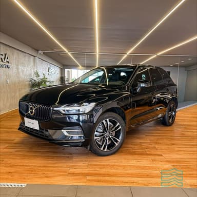 Volvo XC 60 T-8 MOMENTUM 2.0 (Híbrido)