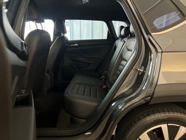 VW - VolksWagen TAOS Highline 1.4 250 TSI Flex Aut.