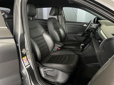 VW - VolksWagen TAOS Highline 1.4 250 TSI Flex Aut.