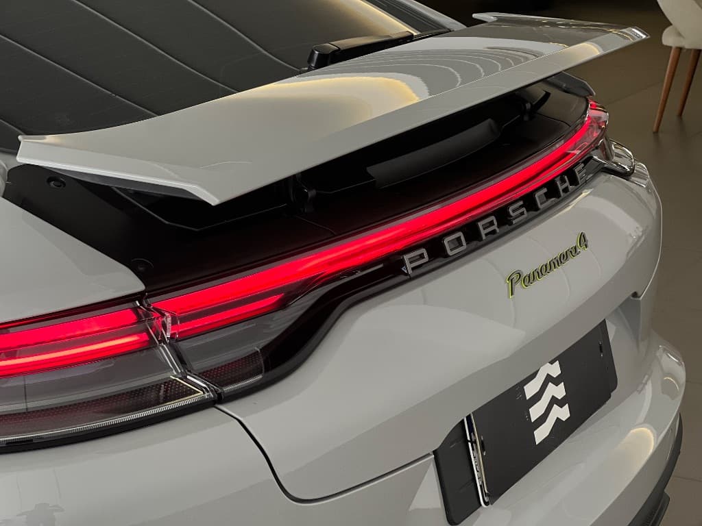 Porsche Panamera 4  2.9 462cv (Híbrido)