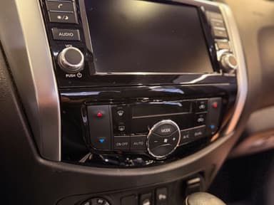 Nissan Frontier PLATI. CD  2.3 Bi-TB Dies.Aut.