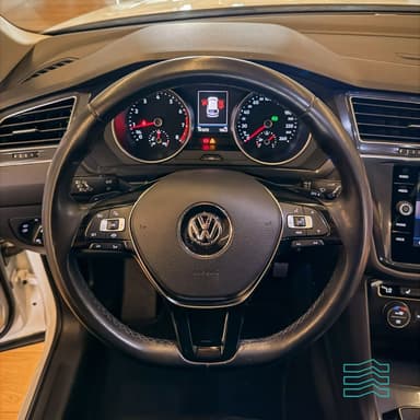 VW - VolksWagen TIGUAN Allspac Comf 250 TSI 1.4 Flex