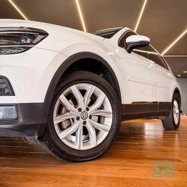 VW - VolksWagen TIGUAN Allspac Comf 250 TSI 1.4 Flex