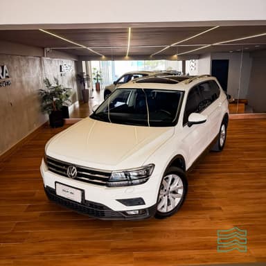 VW - VolksWagen TIGUAN Allspac Comf 250 TSI 1.4 Flex
