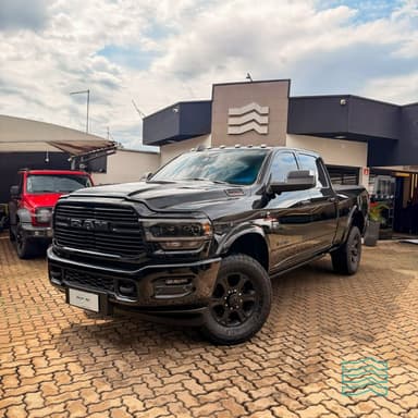 RAM 2500 LARAM. 6.7 NIGHT ED. TB CD 4x4 Die.