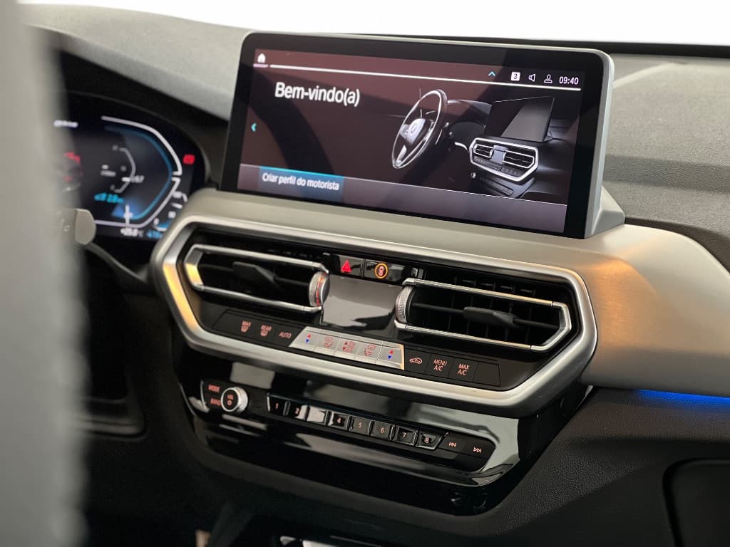 BMW X3 XDRIVE 30e X-Line Turbo Aut. (Híb.)
