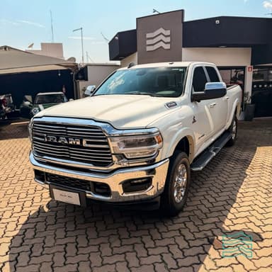 RAM 3500 LARAMIE 6.7 TB CD 4x4 Diesel