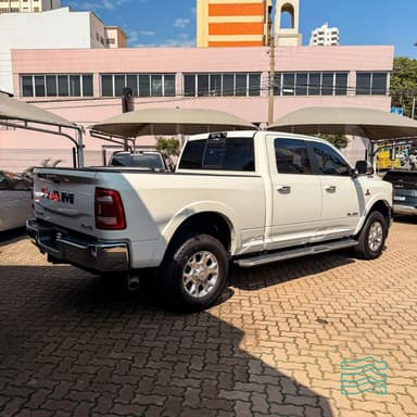 RAM 3500 LARAMIE 6.7 TB CD 4x4 Diesel