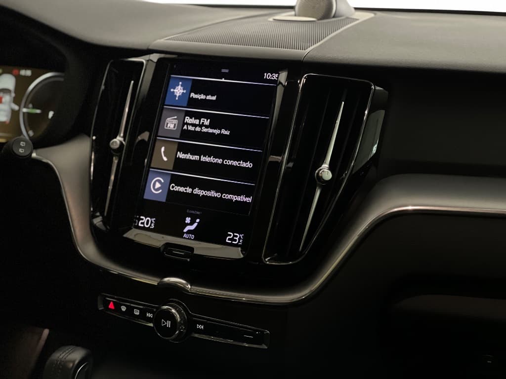 Volvo XC 60 T-8 MOMENTUM 2.0 (Híbrido)