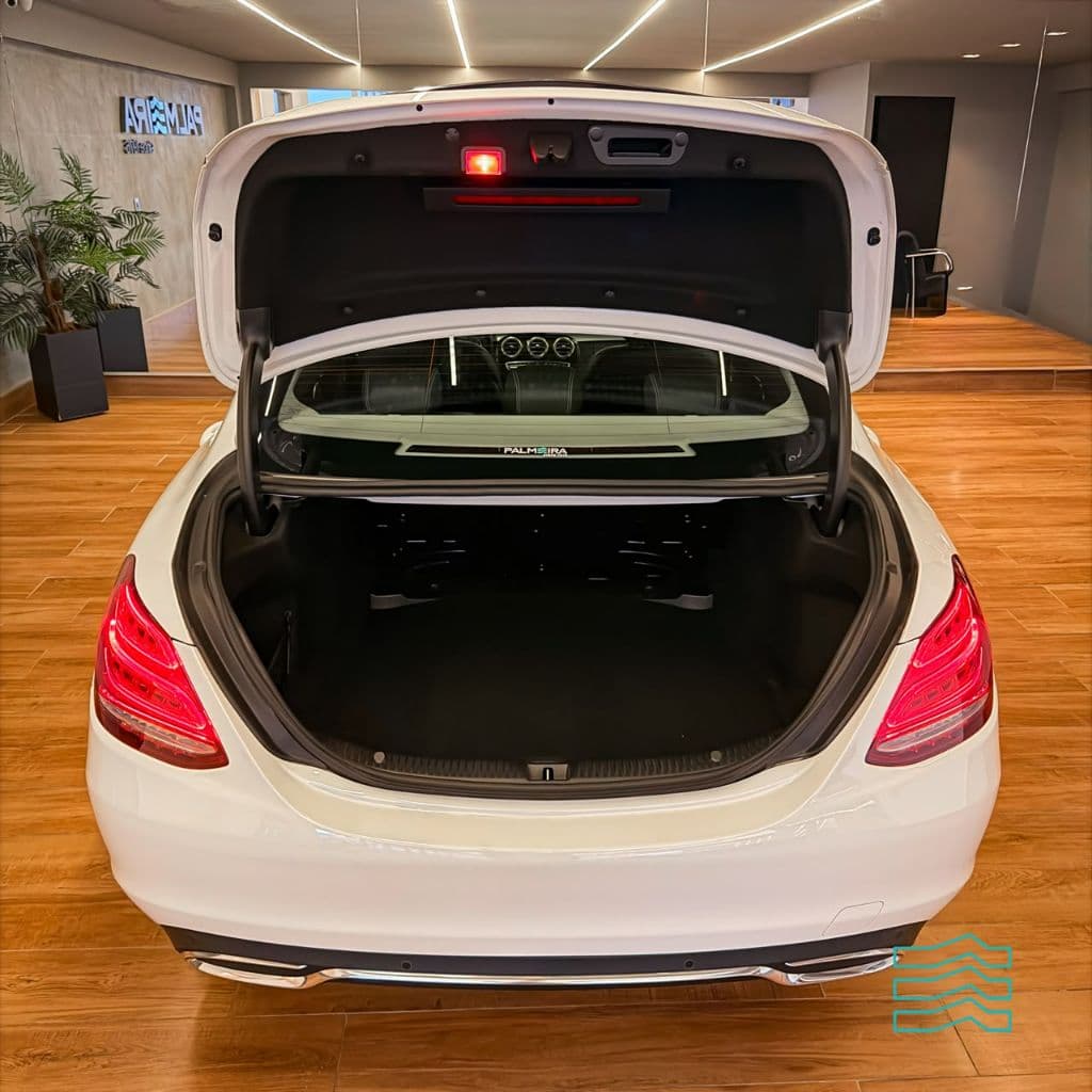 Mercedes-Benz C-180 CGI Exc. 1.6/1.6 Flex TB 16V Aut.