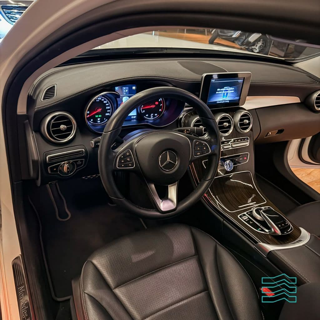 Mercedes-Benz C-180 CGI Exc. 1.6/1.6 Flex TB 16V Aut.
