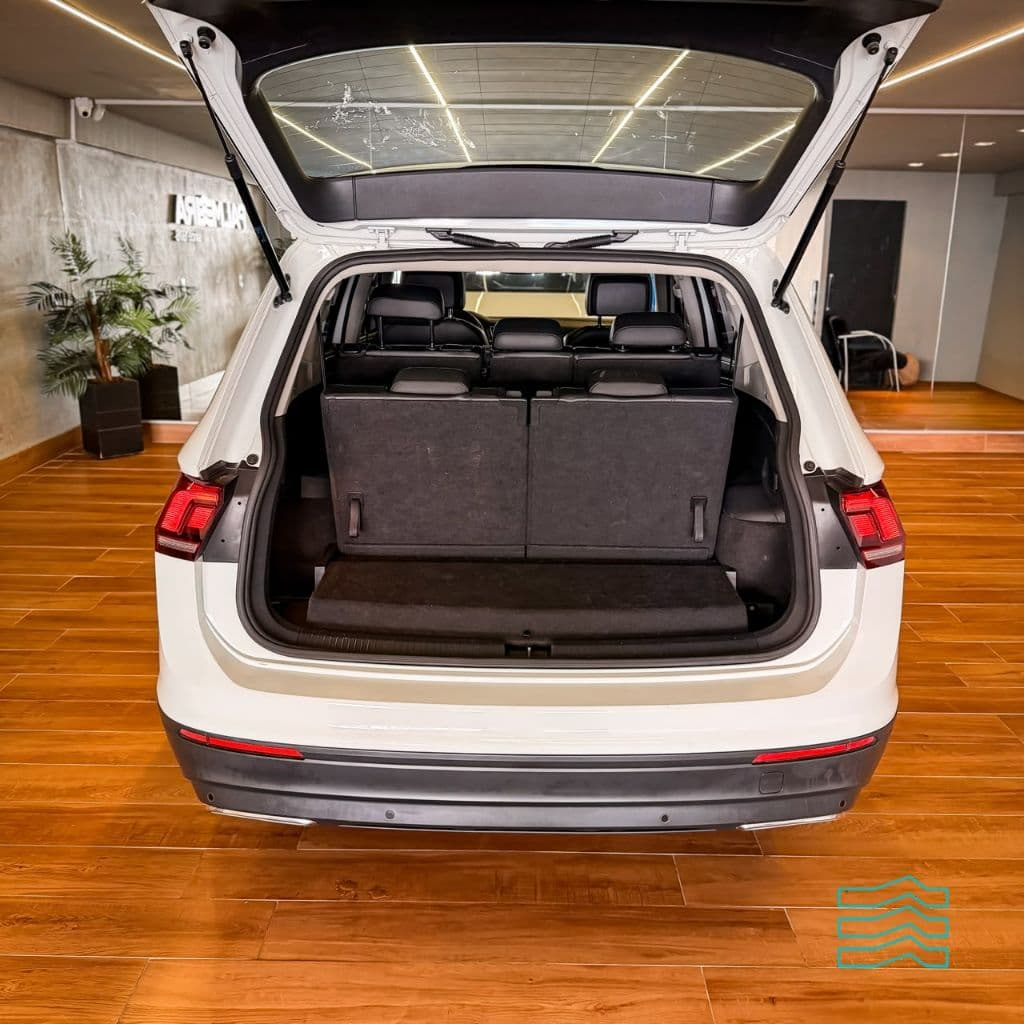 VW - VolksWagen TIGUAN Allspac Comf 250 TSI 1.4 Flex