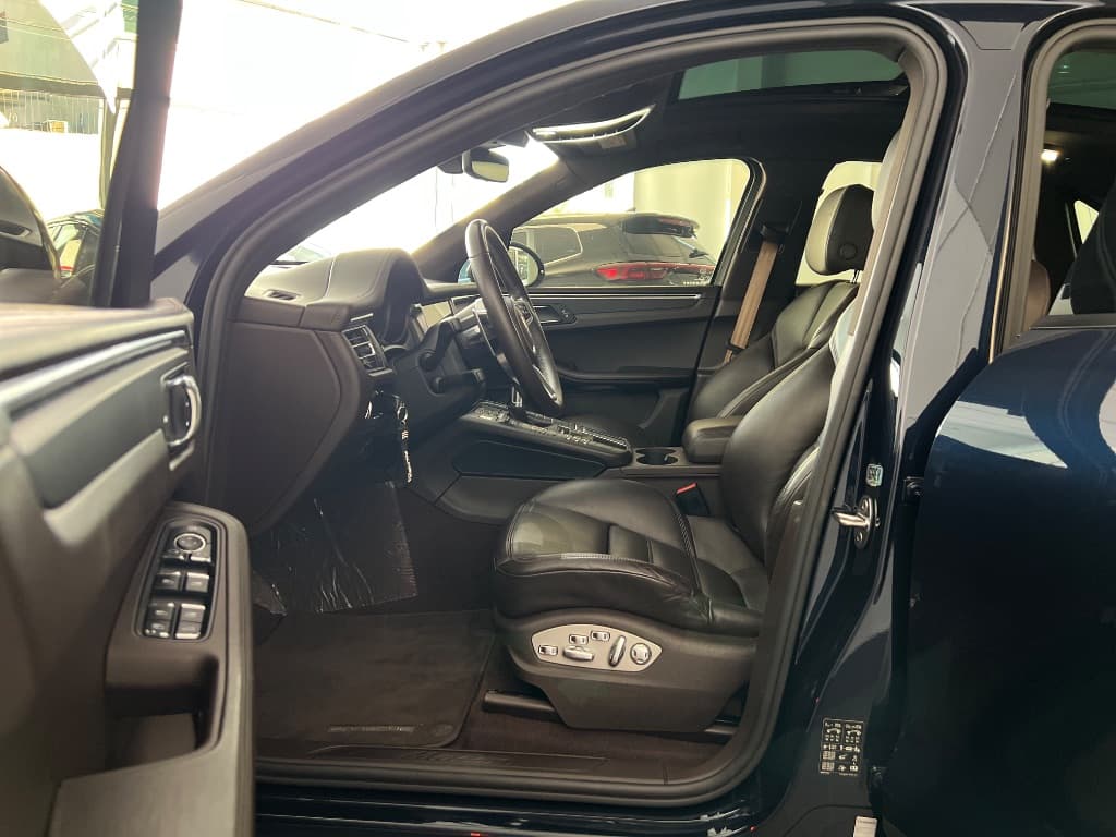 Porsche Macan 2.0 Turbo