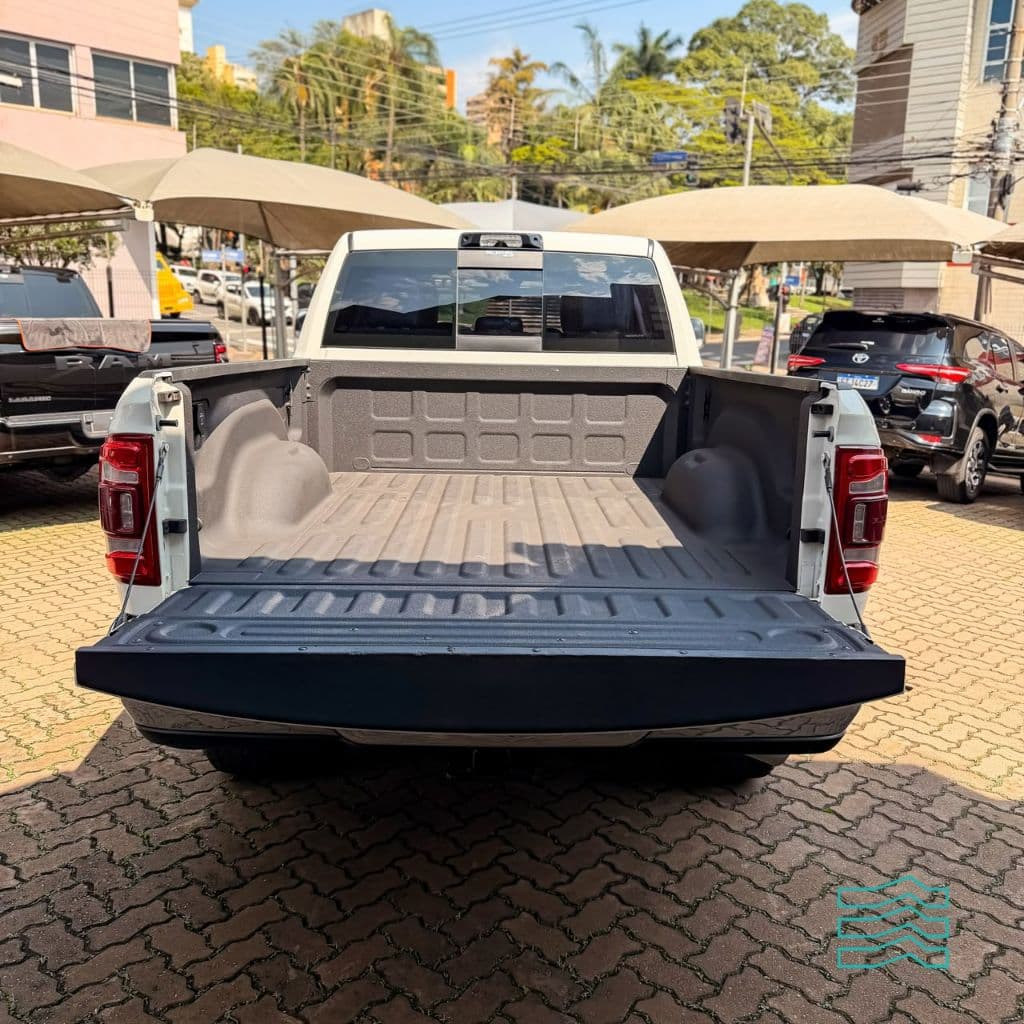 RAM 3500 LARAMIE 6.7 TB CD 4x4 Diesel
