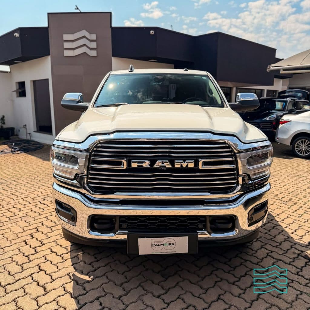 RAM 3500 LARAMIE 6.7 TB CD 4x4 Diesel