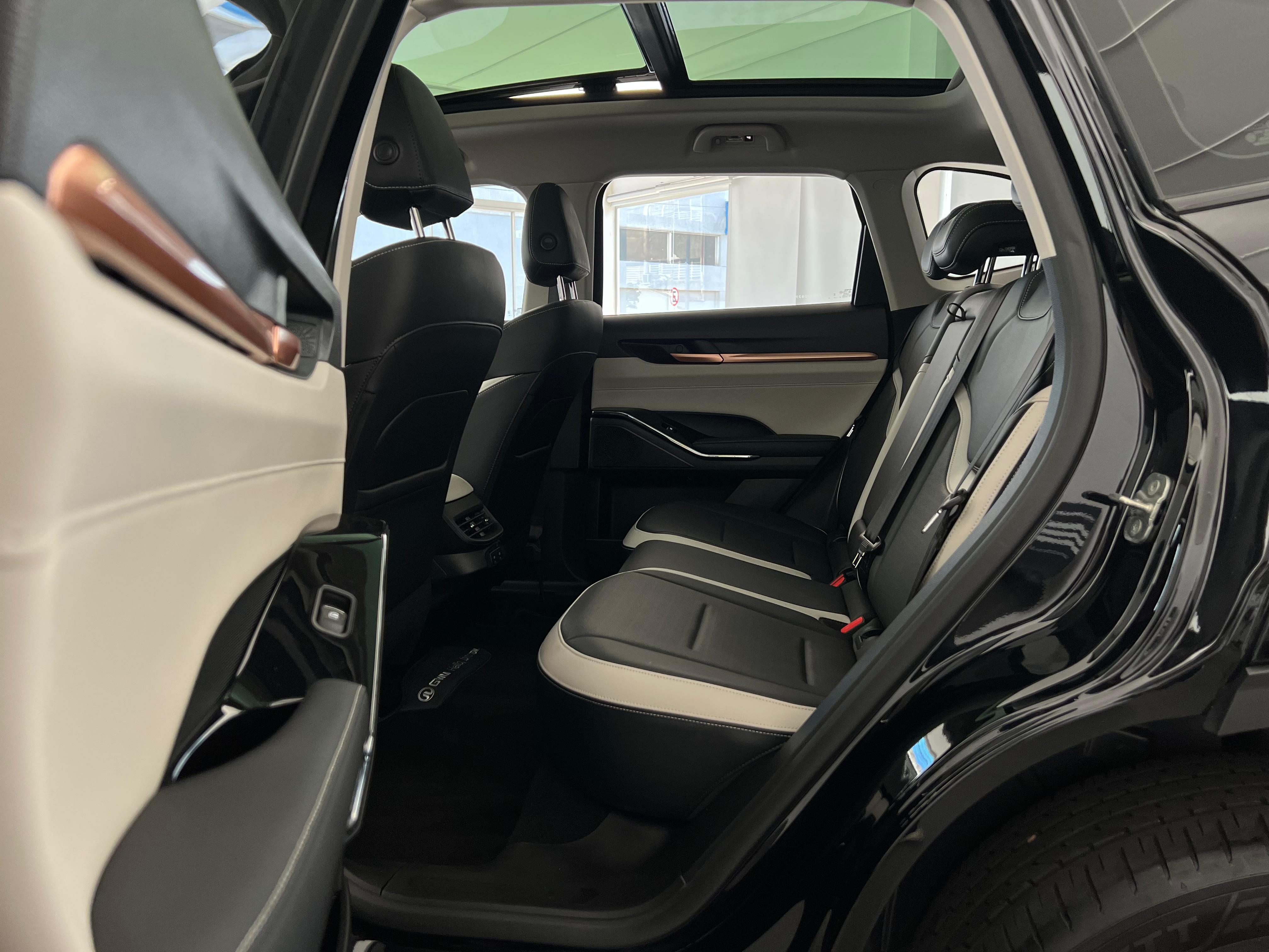 582-172d444f-cfd2-400d-89eb-85f6c376d8ef