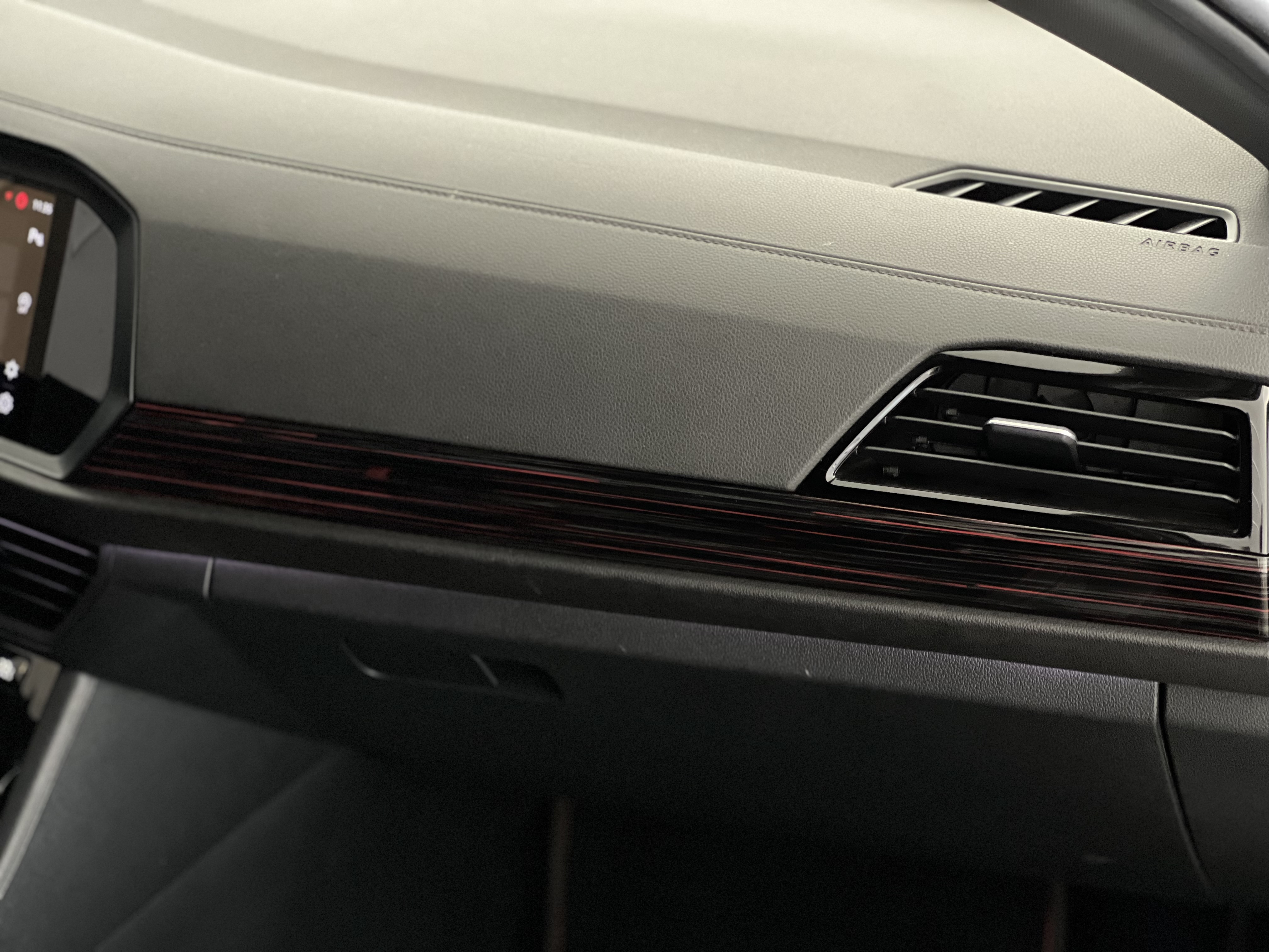 637-27b58fed-b3eb-4079-8f75-e3f9188a9c58