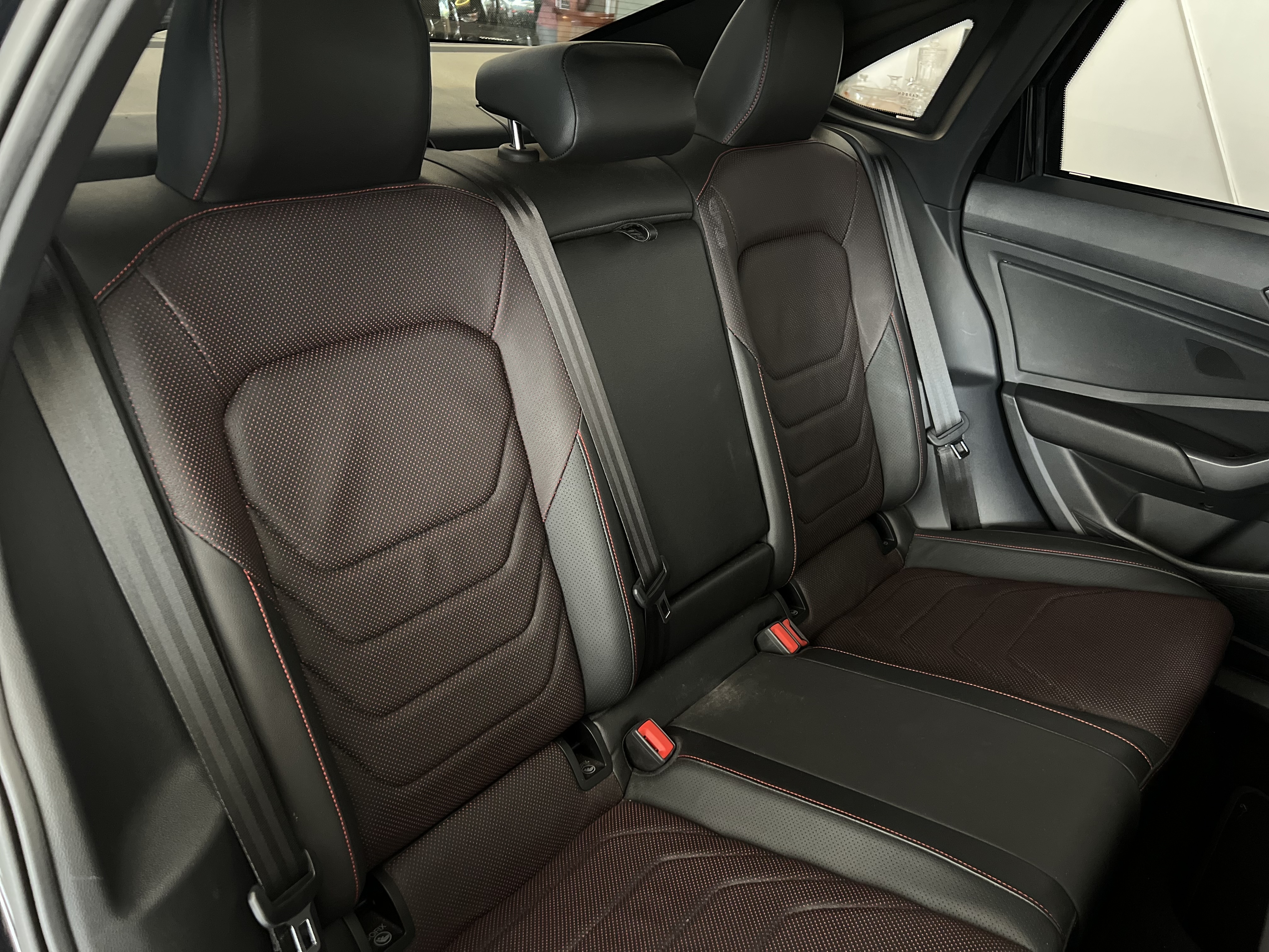 637-27b58fed-b3eb-4079-8f75-e3f9188a9c58