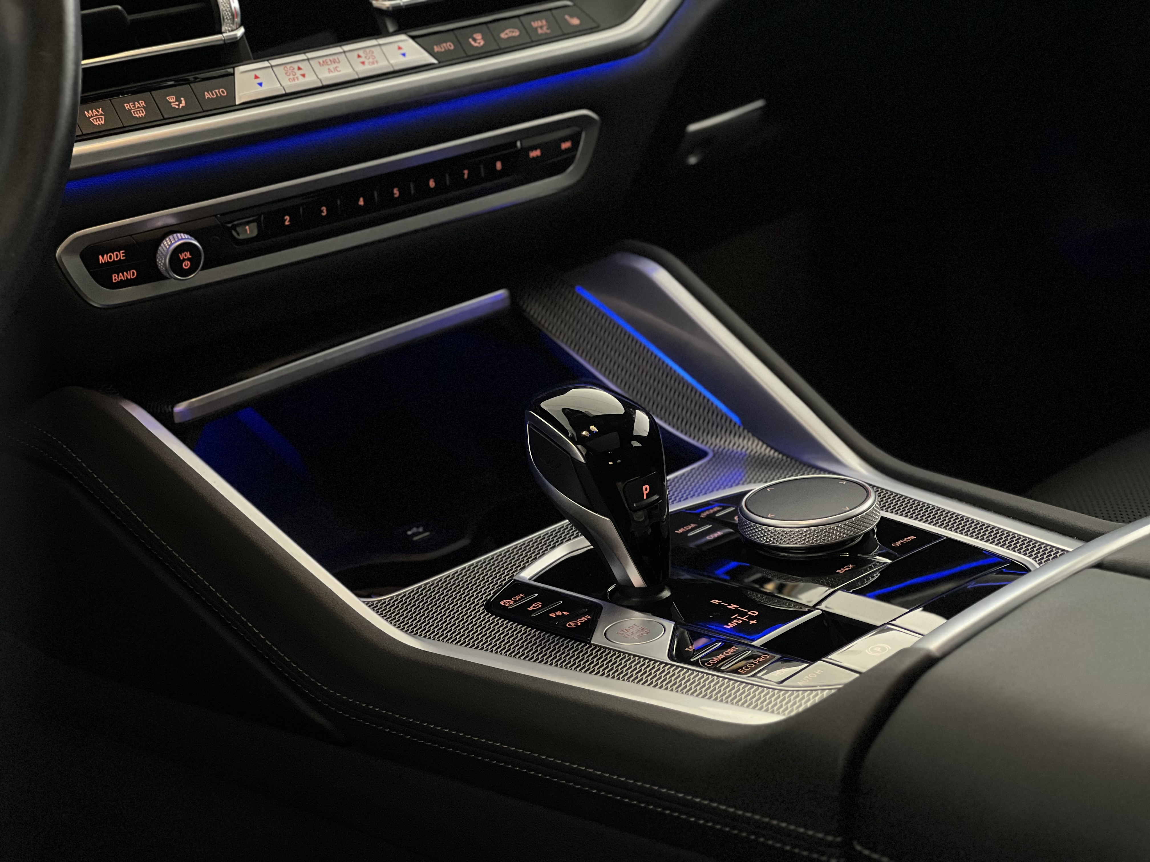 672-30a024a2-d114-470b-8d1a-8795a4647c12