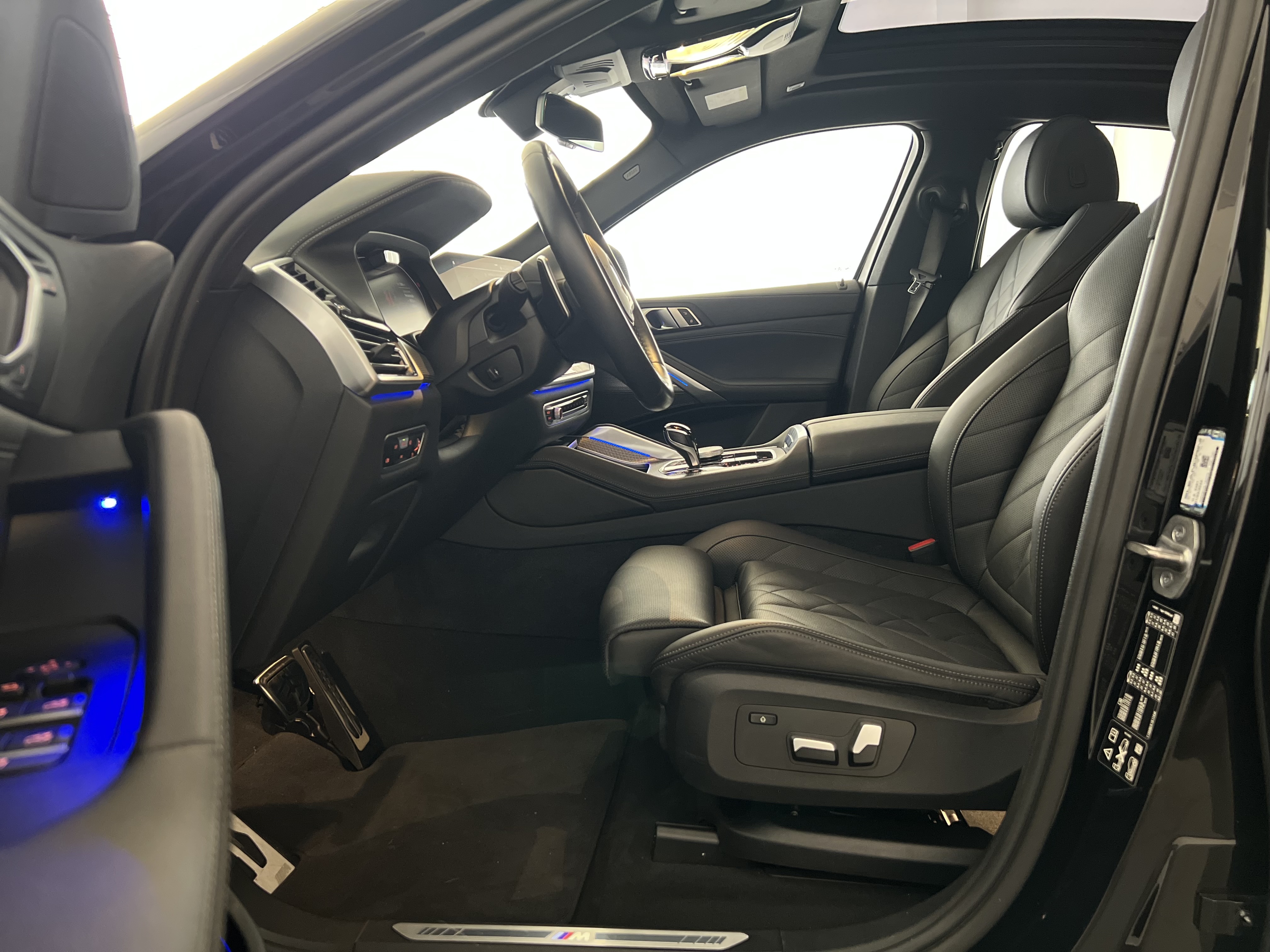 672-30a024a2-d114-470b-8d1a-8795a4647c12