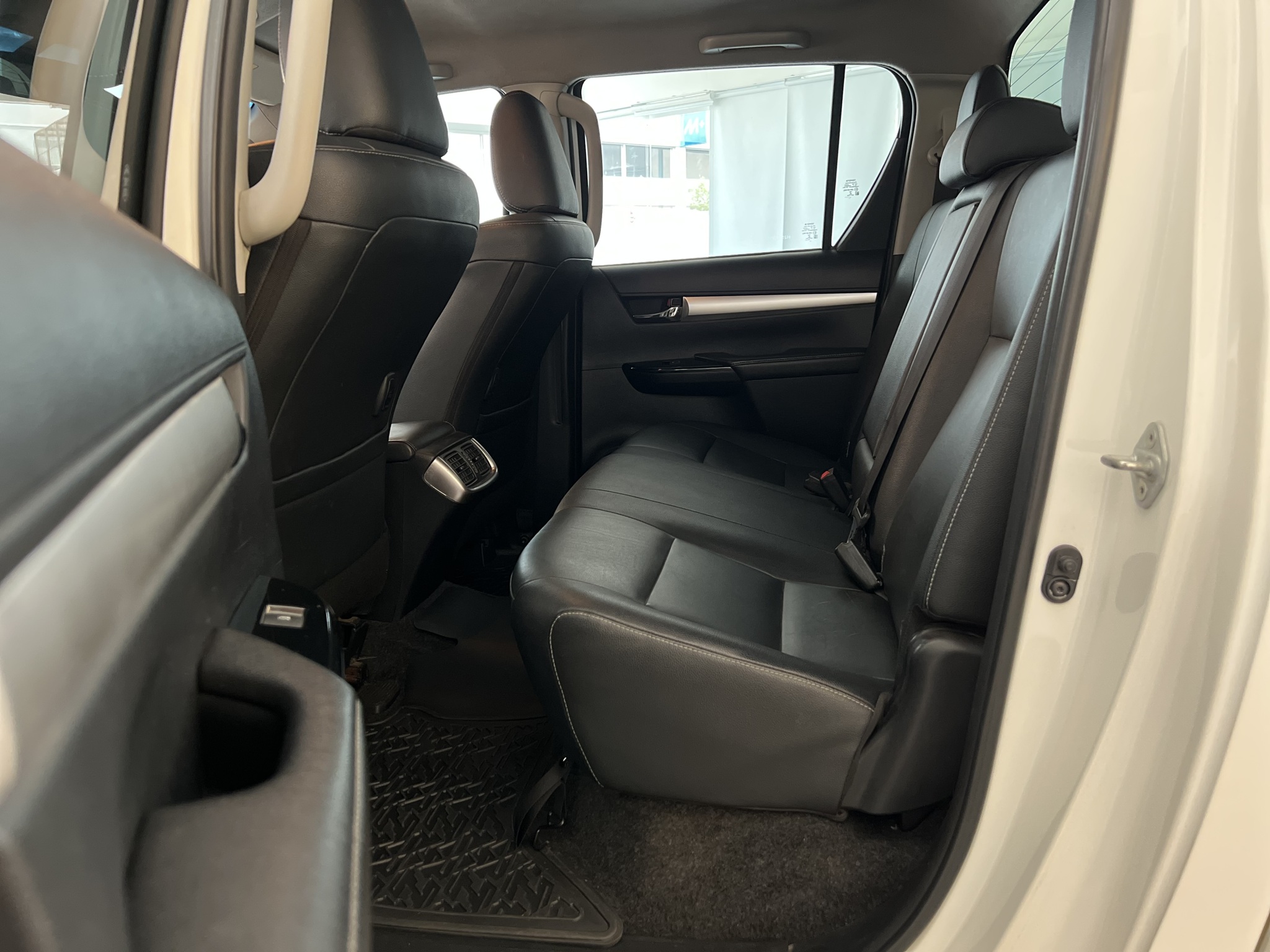 677-38e31548-fb6d-4c0c-8f7c-1482f36d1e2d