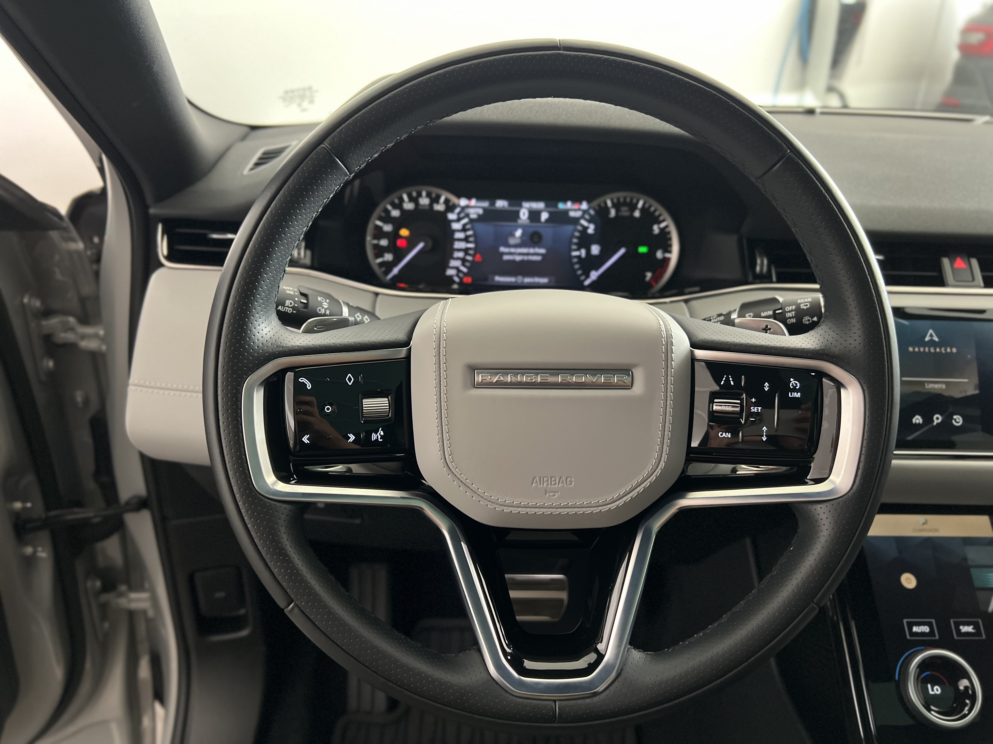 596-438bbdf4-cf95-490a-a95d-51e5e300af4c