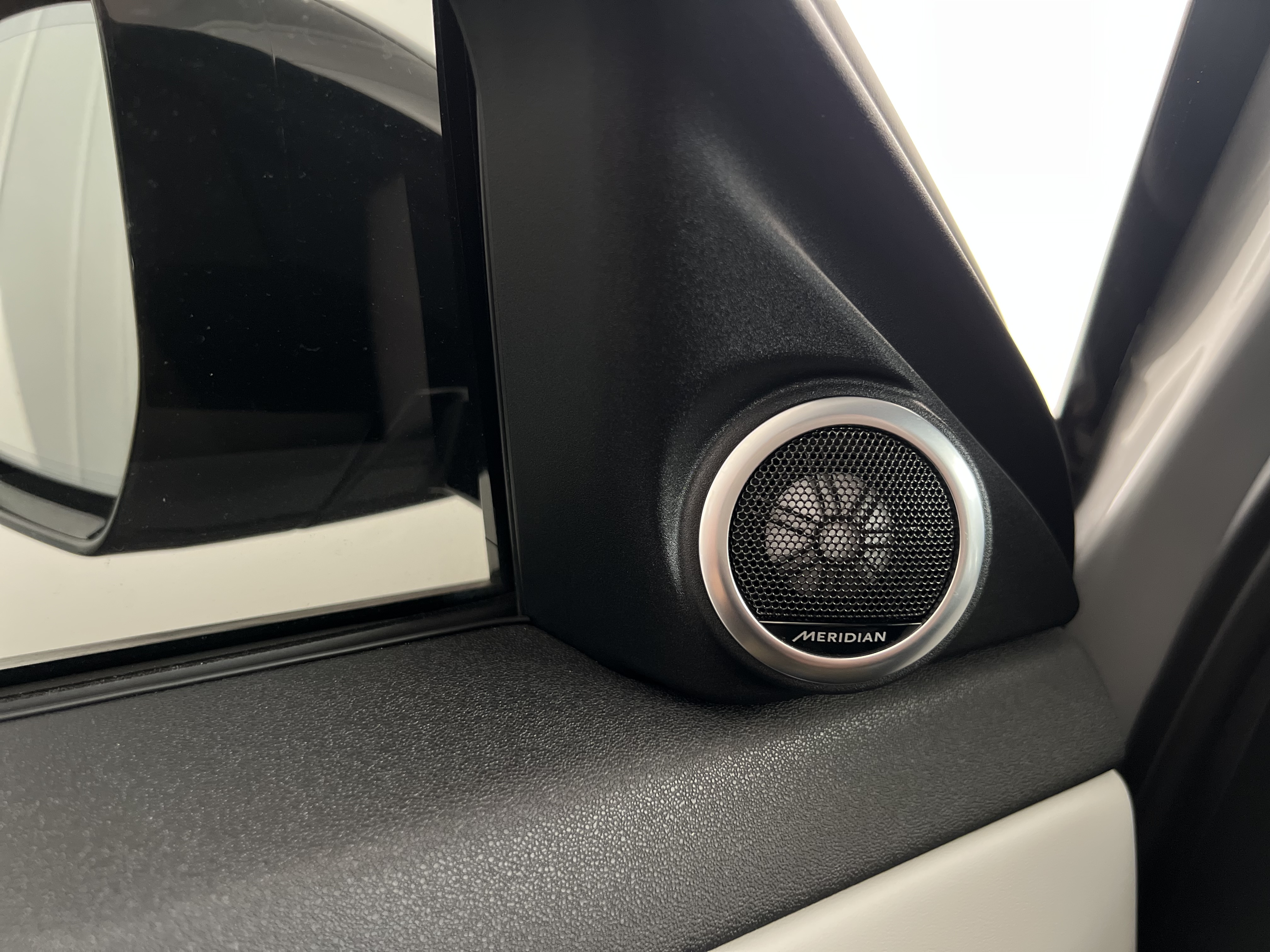 596-438bbdf4-cf95-490a-a95d-51e5e300af4c