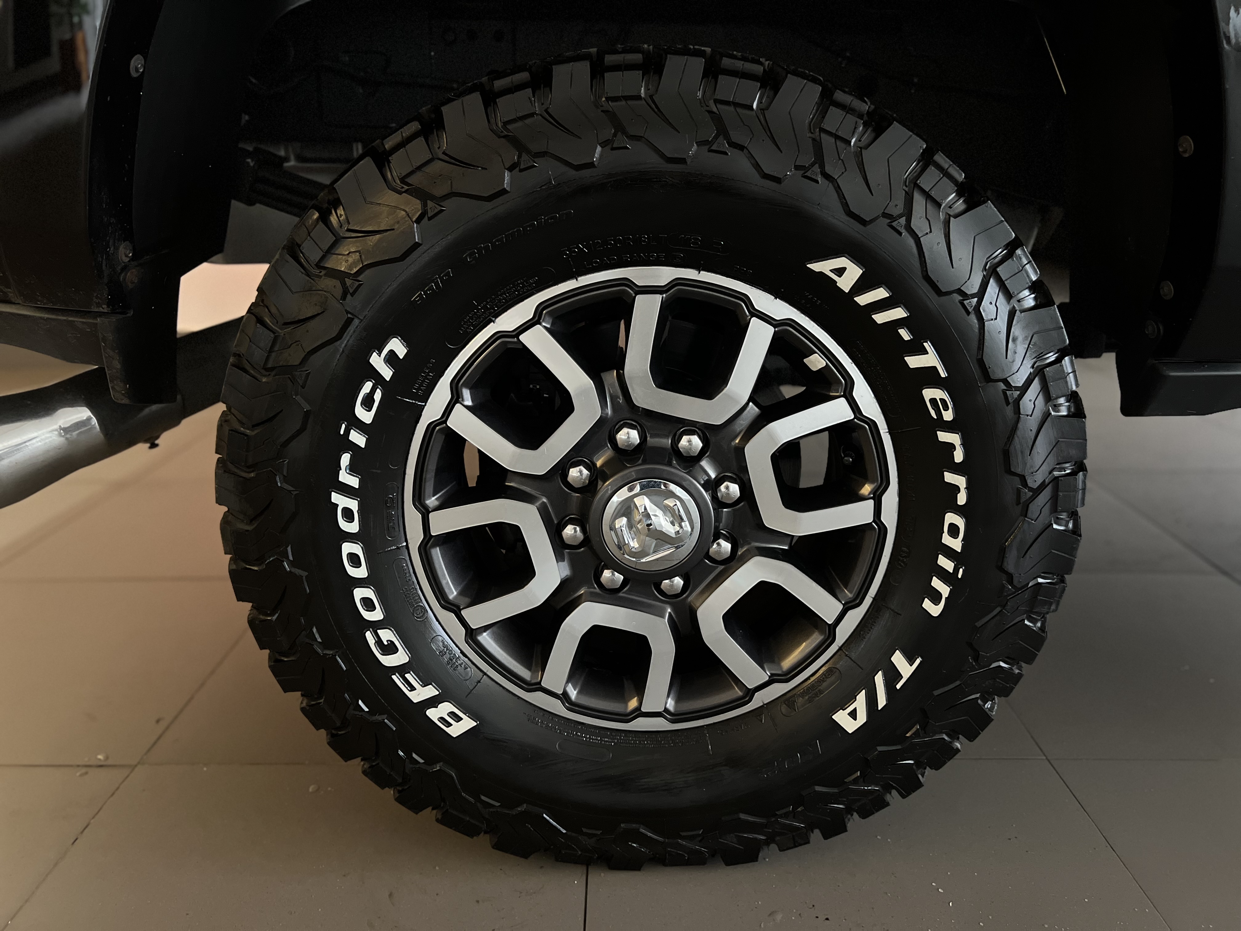 670-5598df78-e76b-4df9-ba04-b56c5324517e