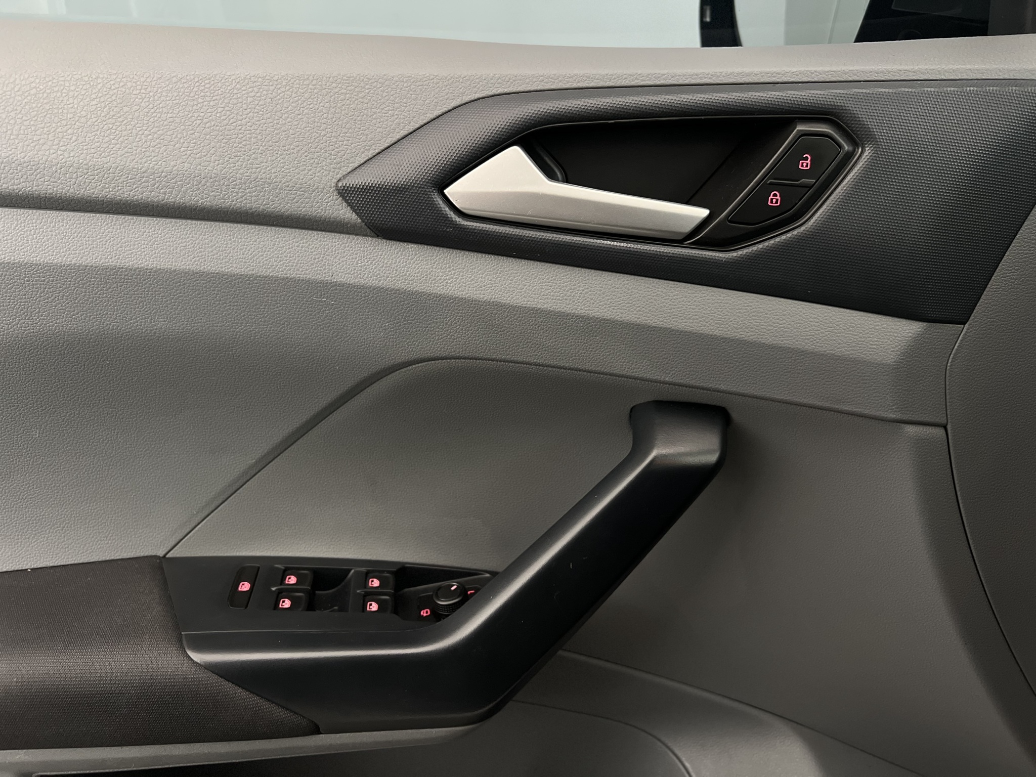 608-56ce2932-00c0-4de9-b728-17124cb1d307