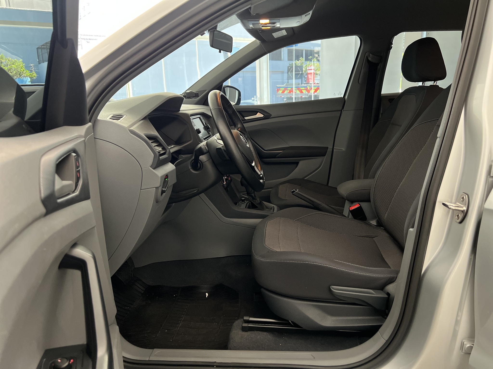 608-56ce2932-00c0-4de9-b728-17124cb1d307