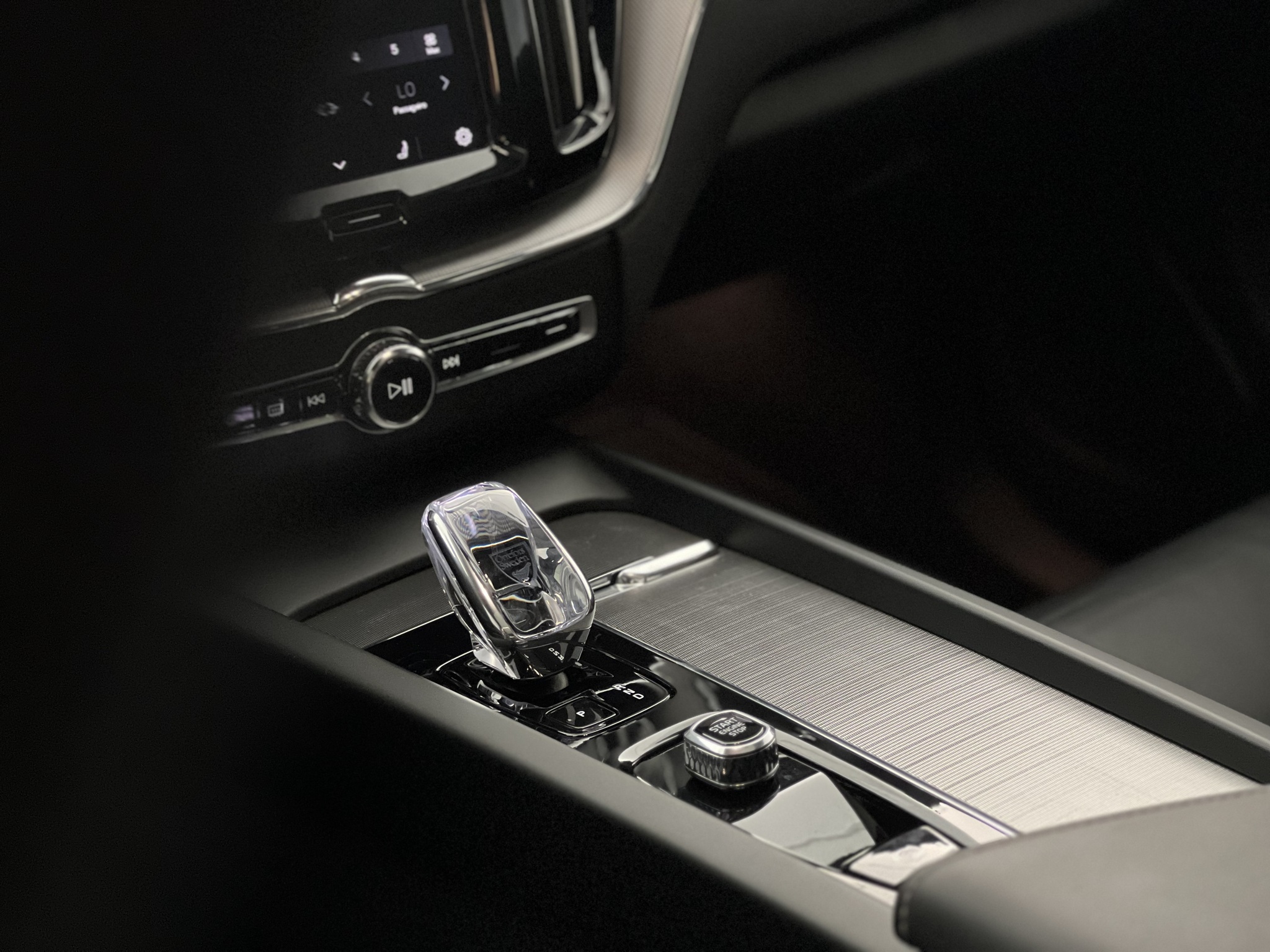 651-6266178a-ad49-4950-a50e-d209bb0d0072