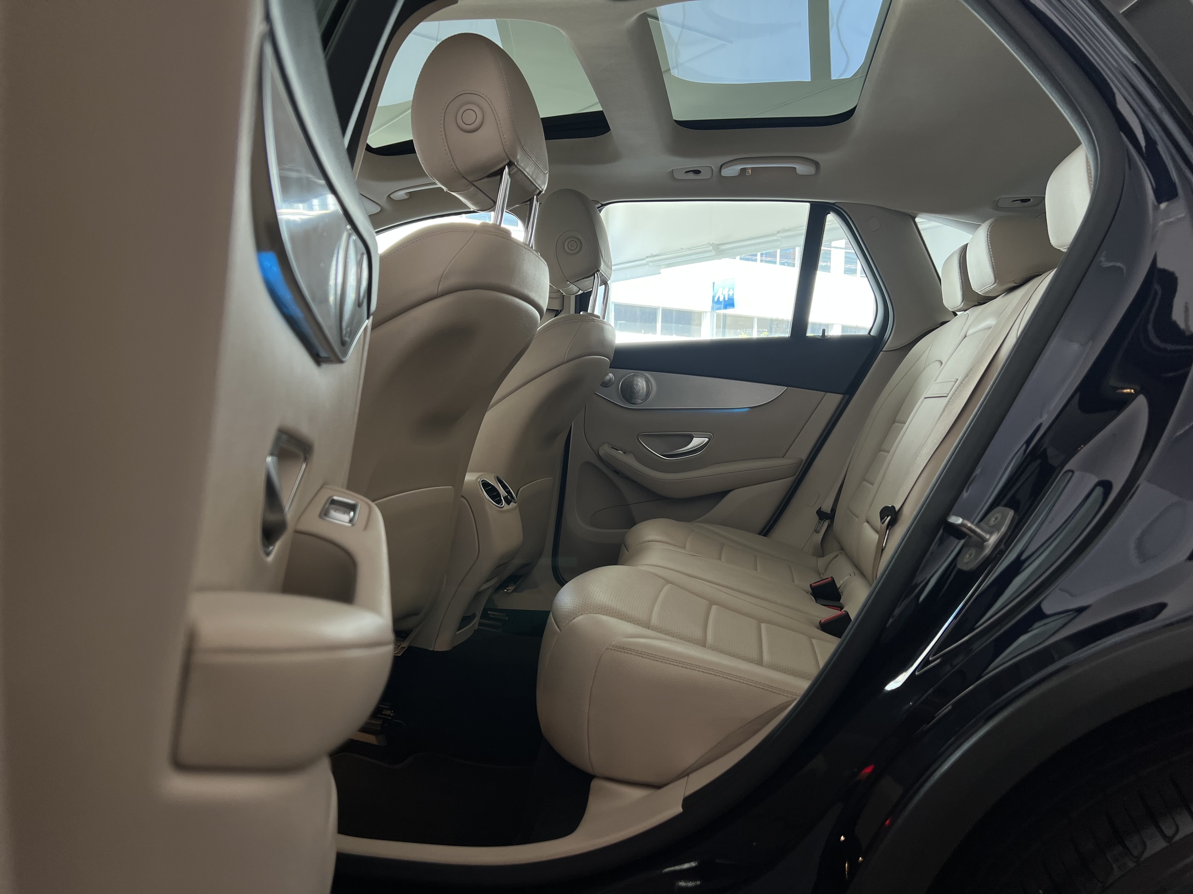 609-656c3b69-b8a9-4892-b943-a9c73a9aa60f