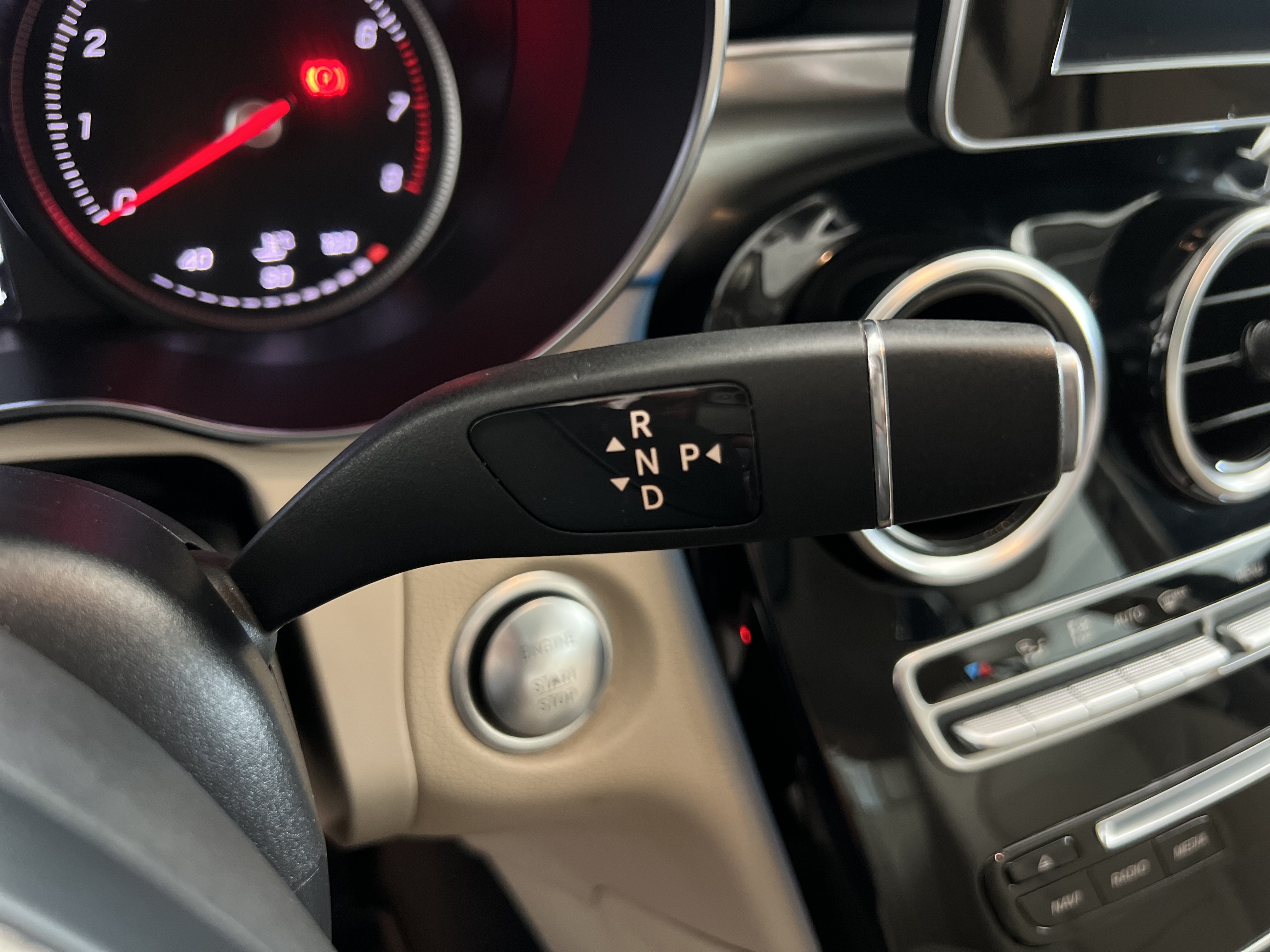 609-656c3b69-b8a9-4892-b943-a9c73a9aa60f