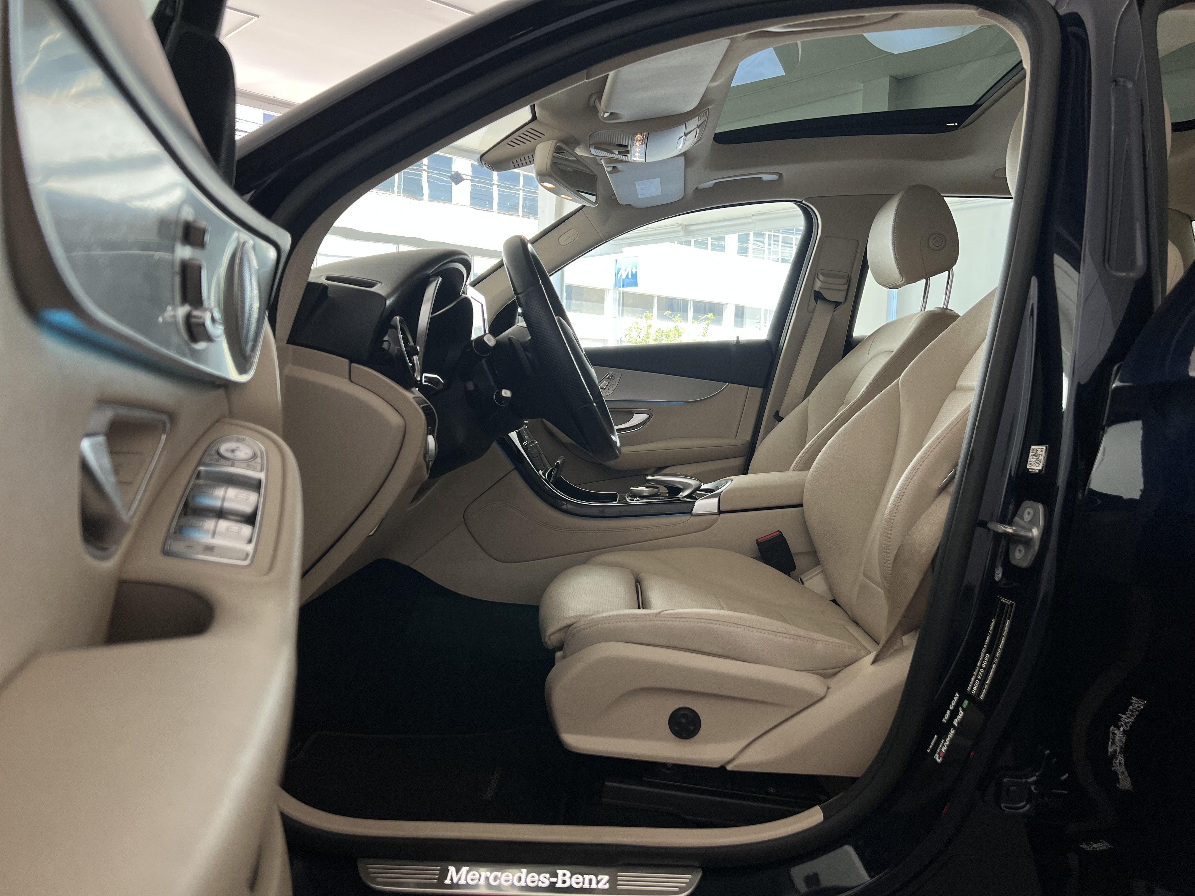 609-656c3b69-b8a9-4892-b943-a9c73a9aa60f