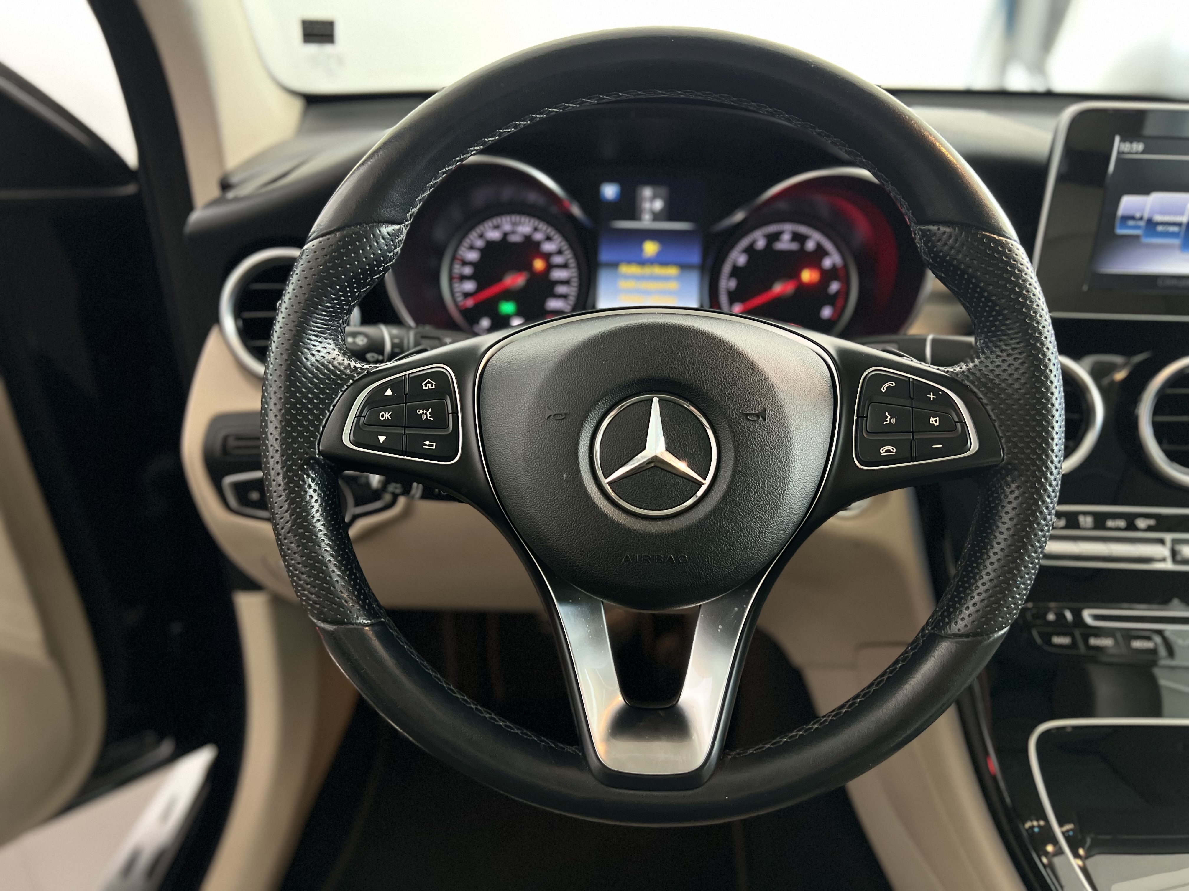 609-656c3b69-b8a9-4892-b943-a9c73a9aa60f