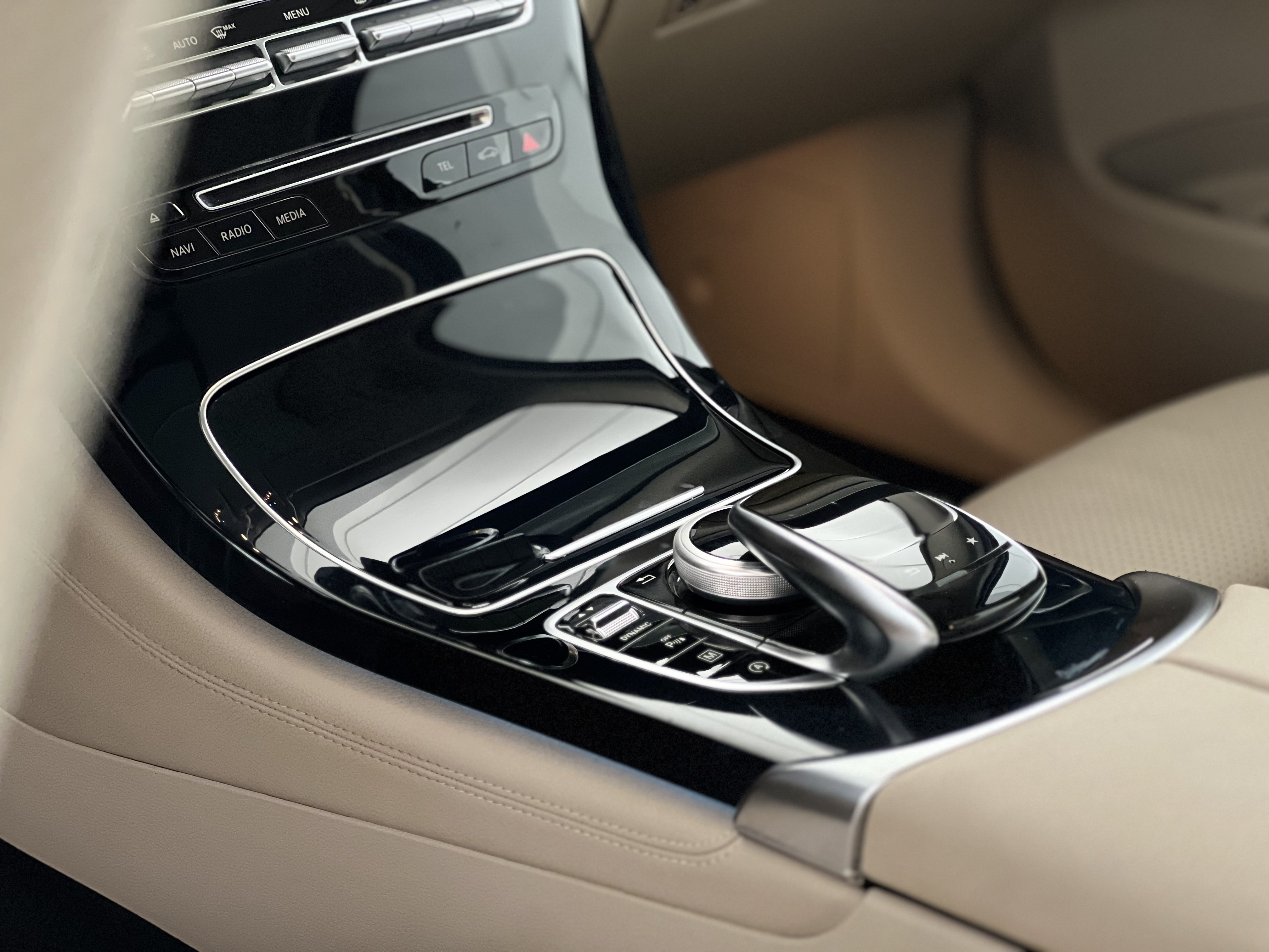 609-656c3b69-b8a9-4892-b943-a9c73a9aa60f