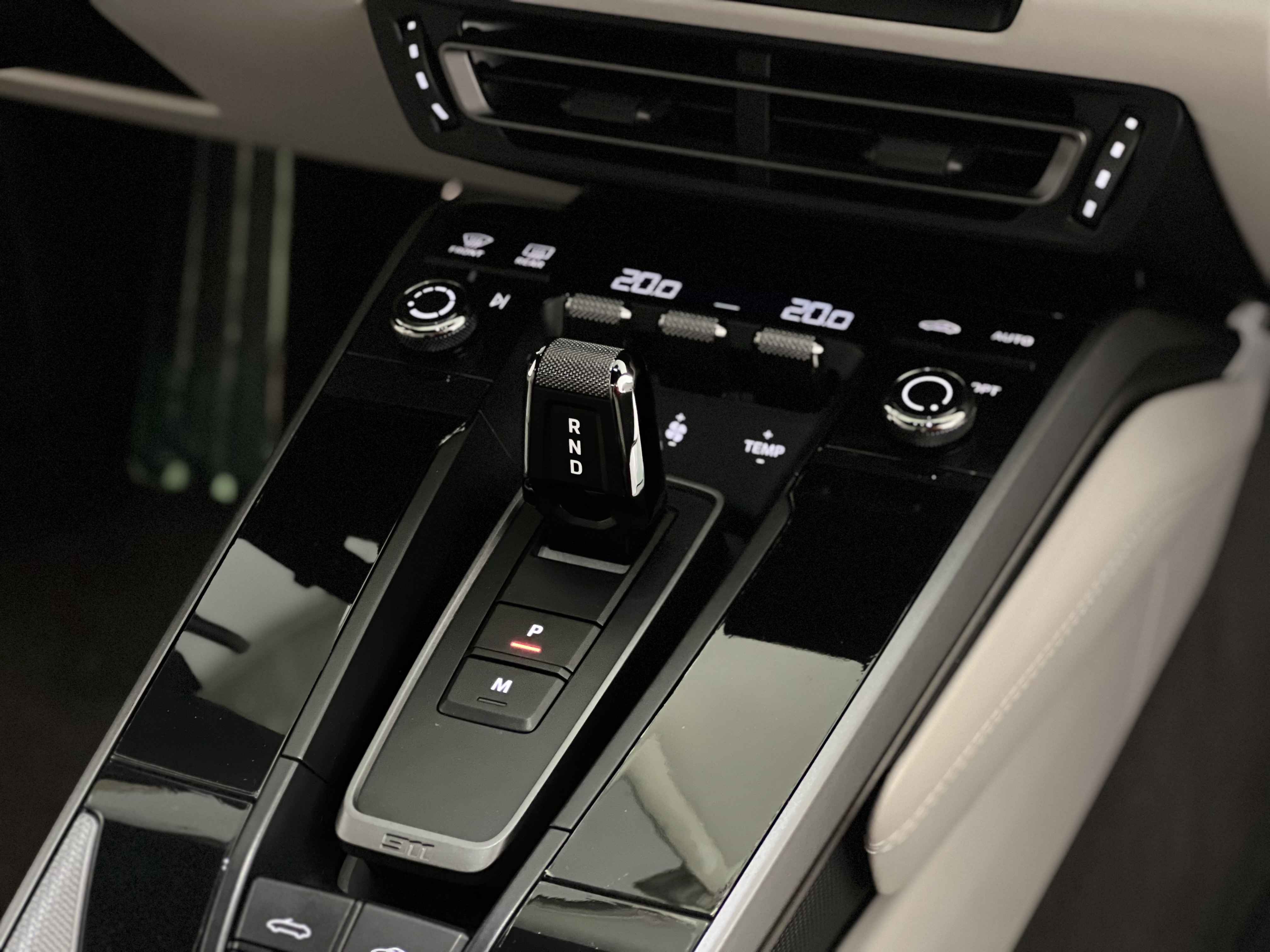 616-734a948f-a7c5-4e88-8740-c377d8dba2ec