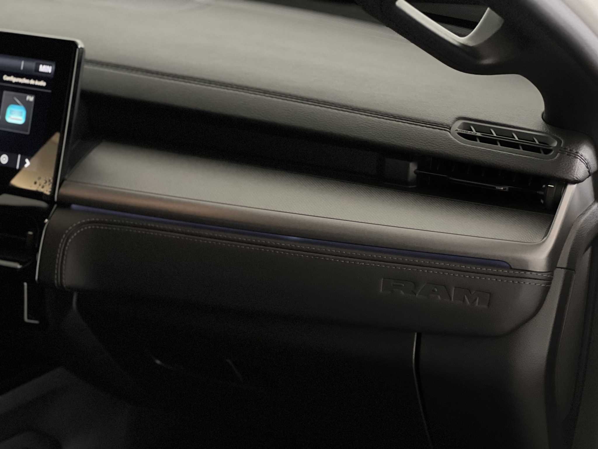 588-74b4f830-4923-4583-85ce-81d51caec864