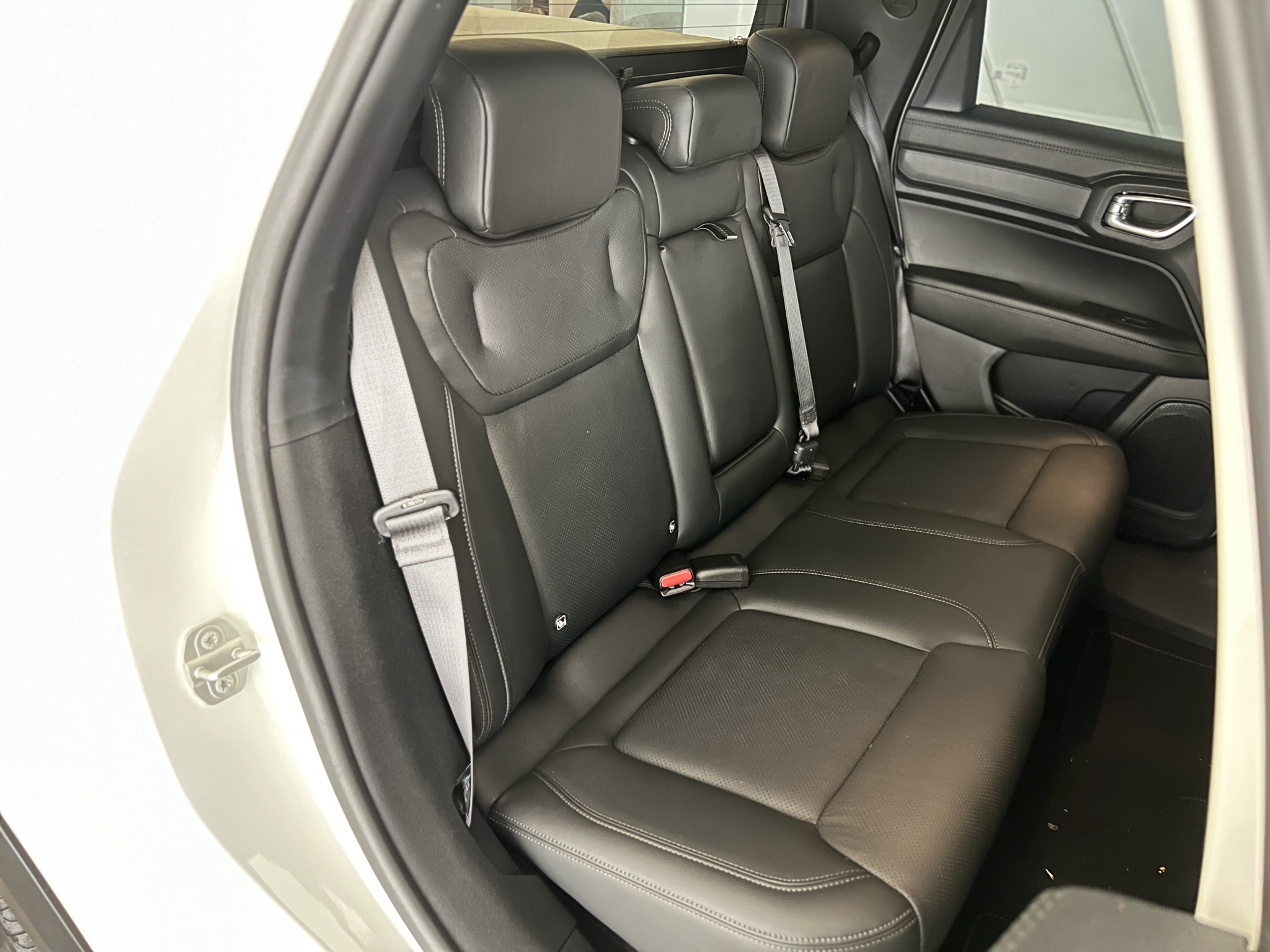 588-74b4f830-4923-4583-85ce-81d51caec864