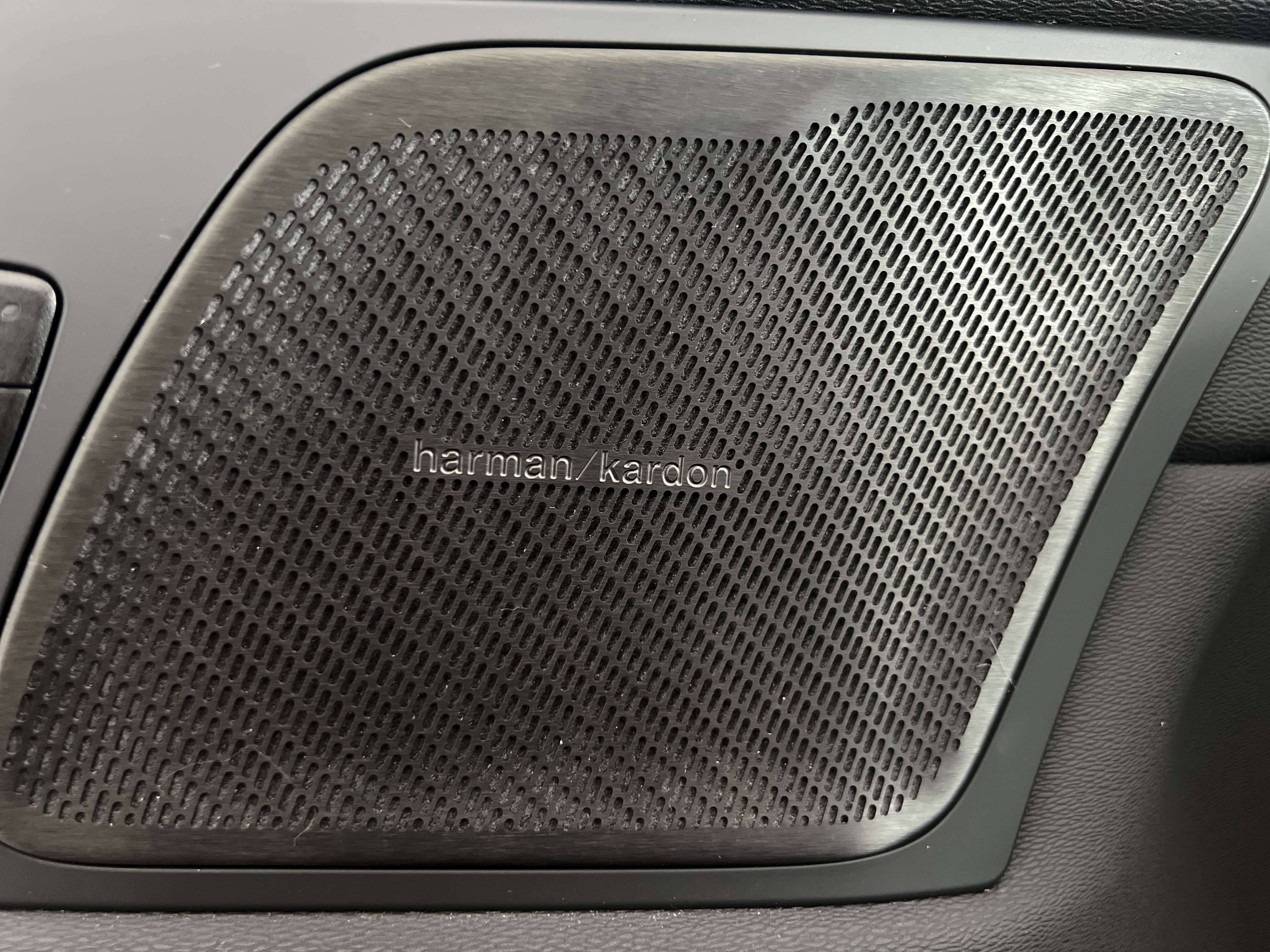 601-83a0cca4-54fe-41ac-8e8b-8c4a7ec42944