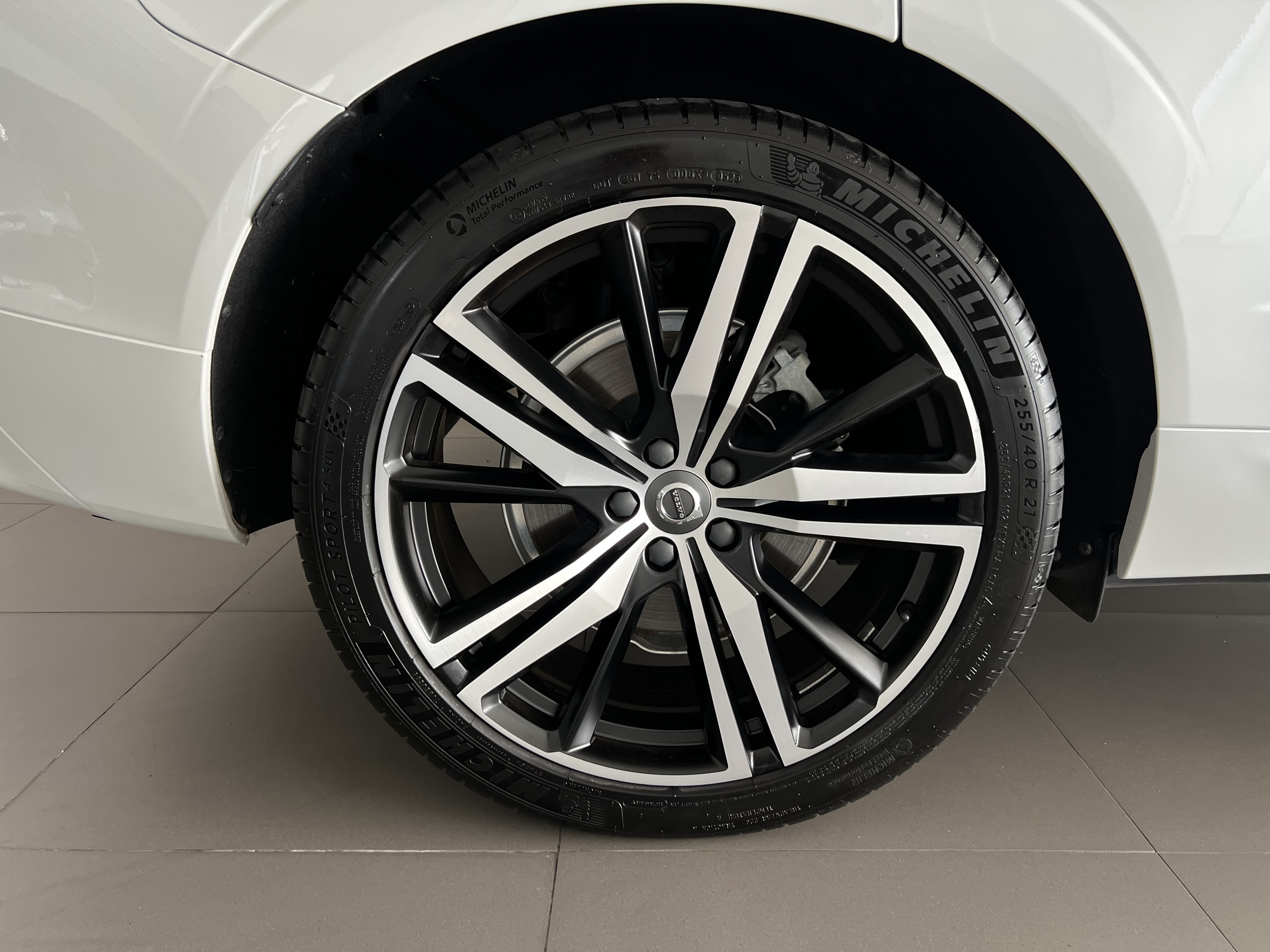 601-83a0cca4-54fe-41ac-8e8b-8c4a7ec42944