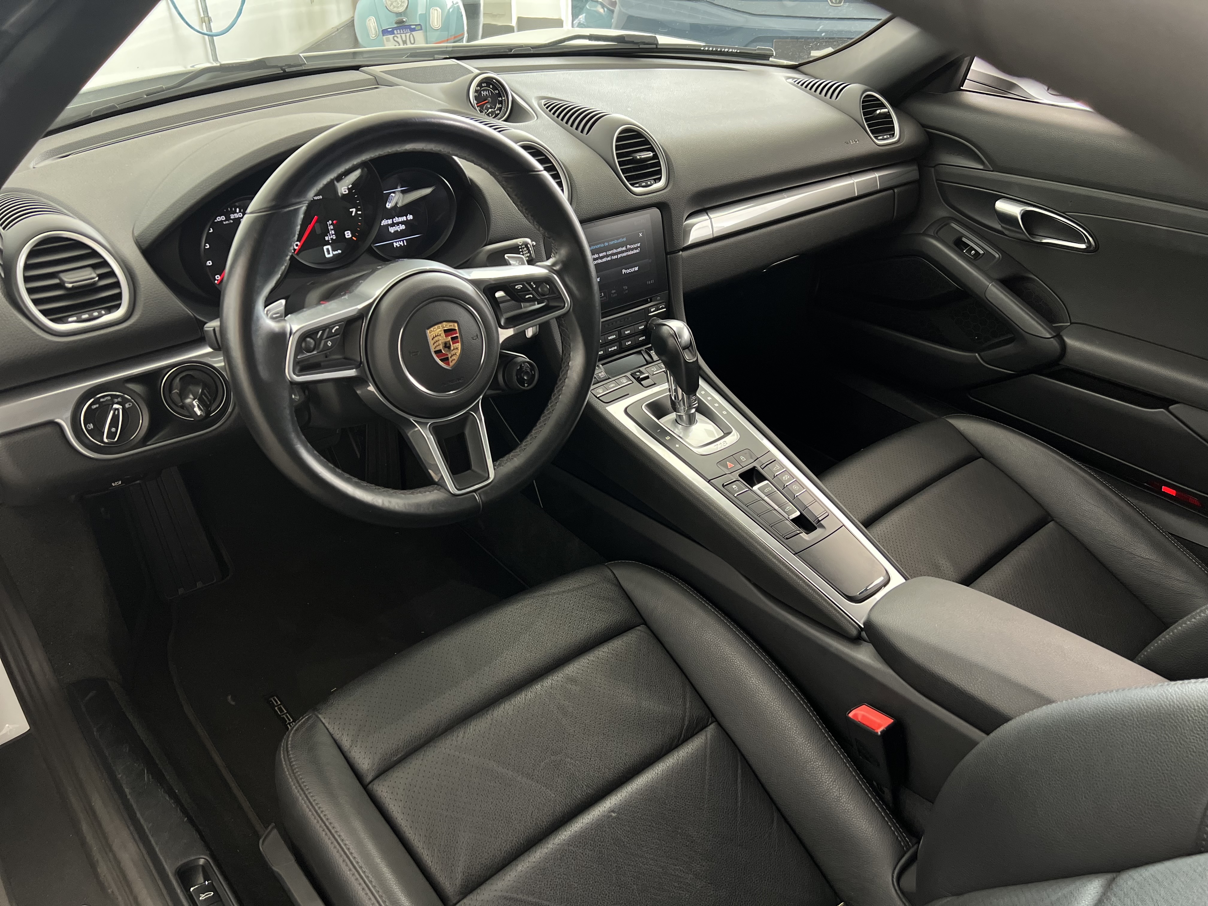 694-94d665bf-fde9-4375-bf26-6c8b3ba35634