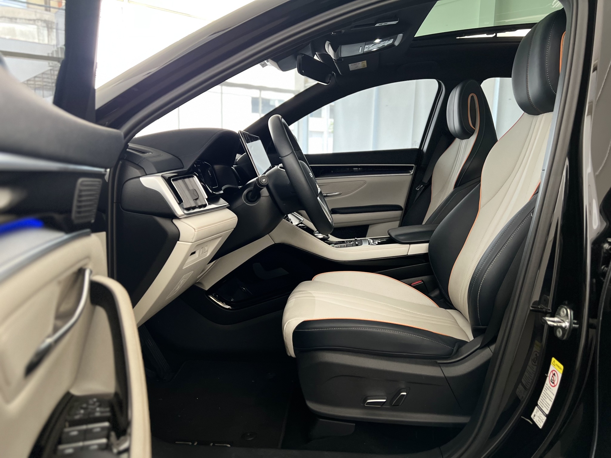 686-983580f5-3688-444e-91bb-8a05e0adca27